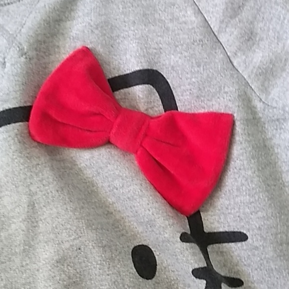 Hello Kitty pullover - Picture 2 of 3